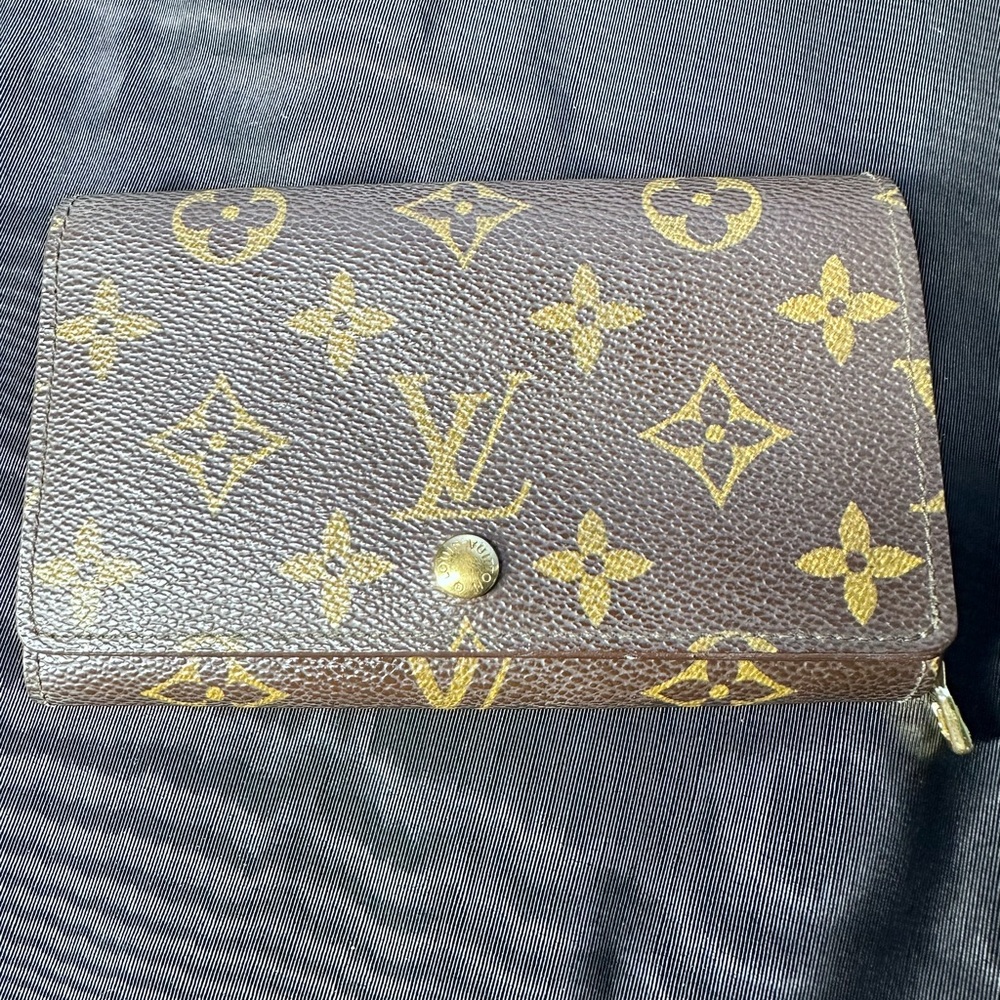 LOUIS VUITTON TRESOR BIFOLD WALLET